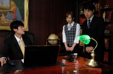 Japanese secretary Aiko Endo spits out cum during sex with executive men