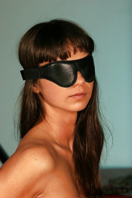 Blindfolded babe Angelina Crow gets her cunt BDSM teased for fucking