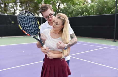 Slutty wife Natalia Starr seduces her tennis instructor for on-court quickie