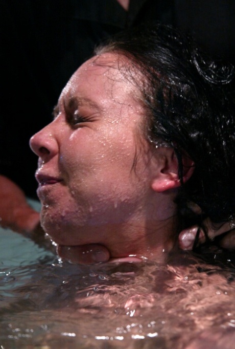 Water Bondage performed by Julie Night XXX Pics