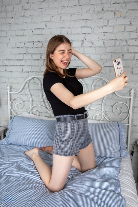 Amateur teen Eliza Thorne and her chubby stepmom Nadine strip & pose naked