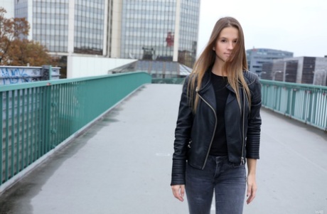 Watch 4 Beauty Vanessa Mio