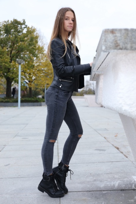Watch 4 Beauty Vanessa Mio