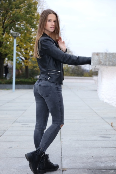Watch 4 Beauty Vanessa Mio