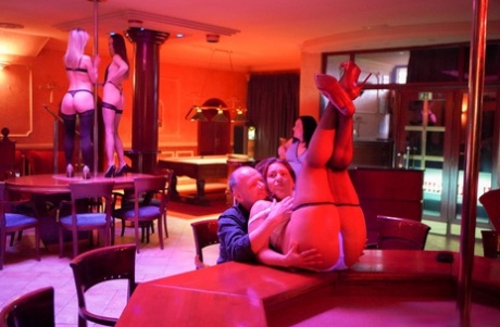 Club Castings performed by Jolly Sex Photos