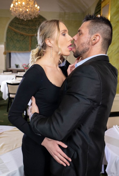 European pornstar Angelika Grays gets her twat stuffed in a restaurant
