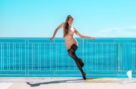Met Art featuring Isla Naked Pics
