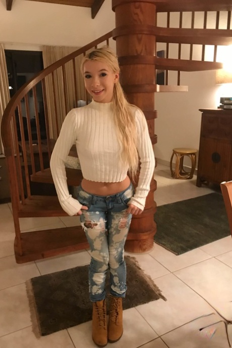 Sexy skinny blonde Kenzie Reeves shows off her hot ass outdoors