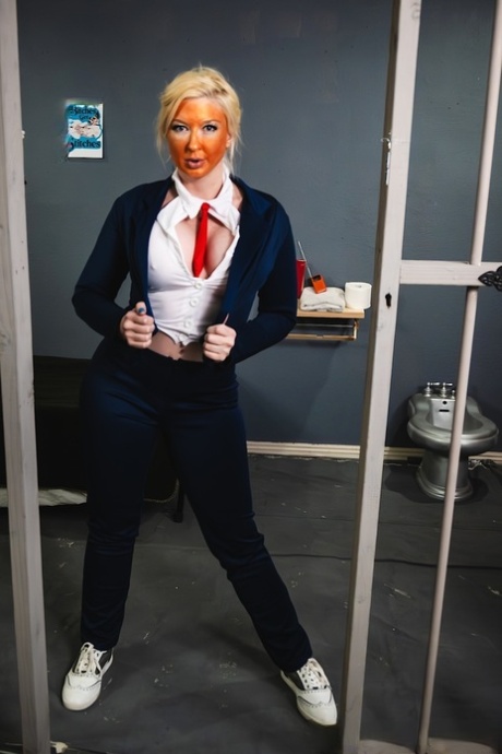 Busty Leya Falcon disguised as Donald Trump gets arrested and fucked