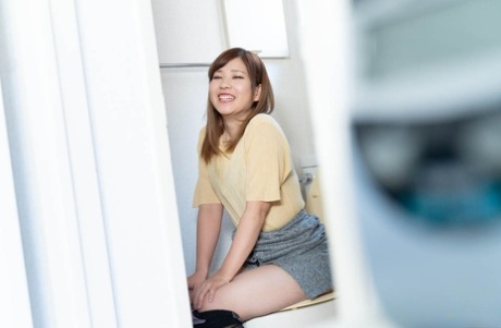 Sexy Asian Hikari Endo sports a creampie up close after wild sex